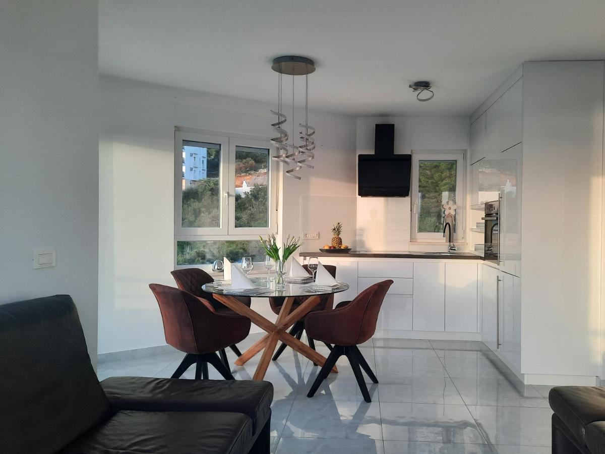 Apartment Anny De Luxe With Sea View Μακάρσκα Εξωτερικό φωτογραφία